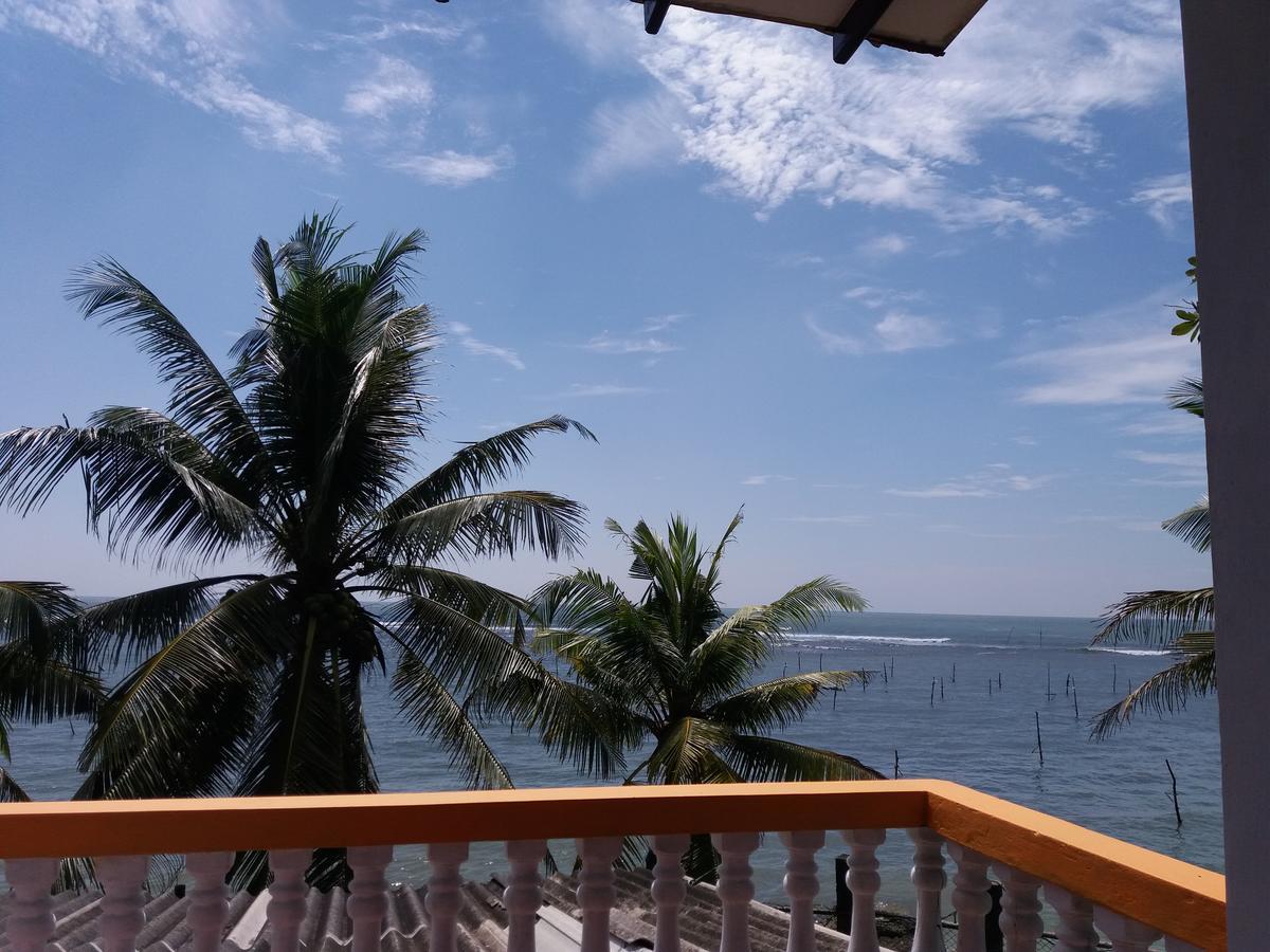 Sayuri Beach Hotel Matara Ngoại thất bức ảnh