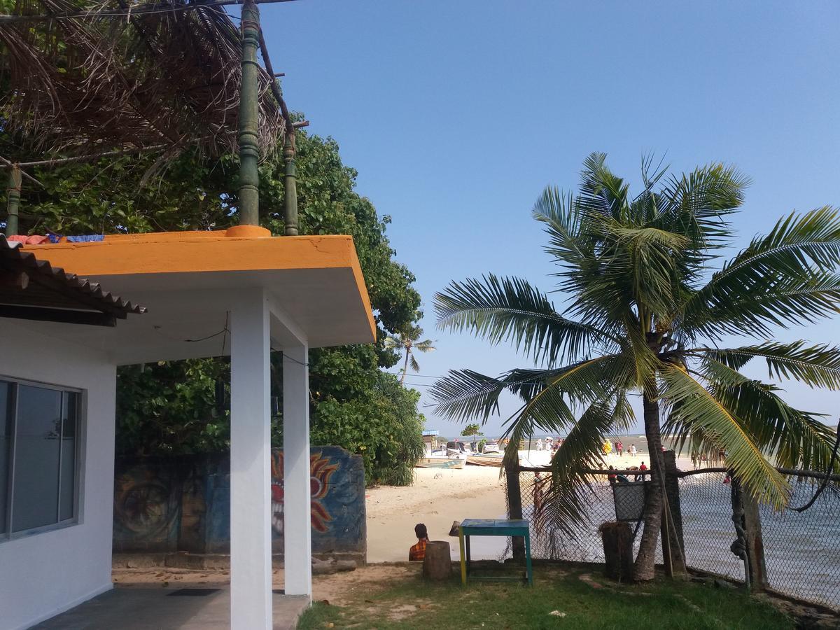 Sayuri Beach Hotel Matara Ngoại thất bức ảnh